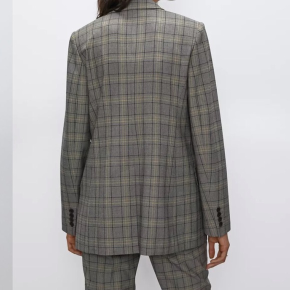 BNWT Aritzia Babaton Samuel Blazer - Picture 3 of 6